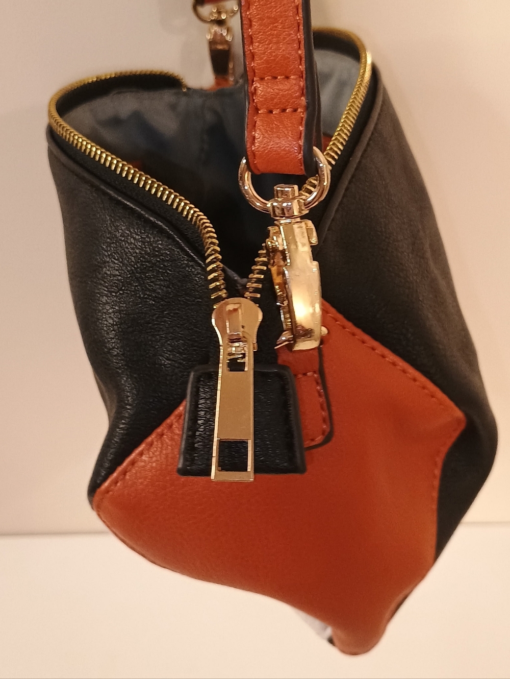 Poverty Flats Y2K Style Color Block White & Brown Mini Crossbody Bag - Picture 5 of 7